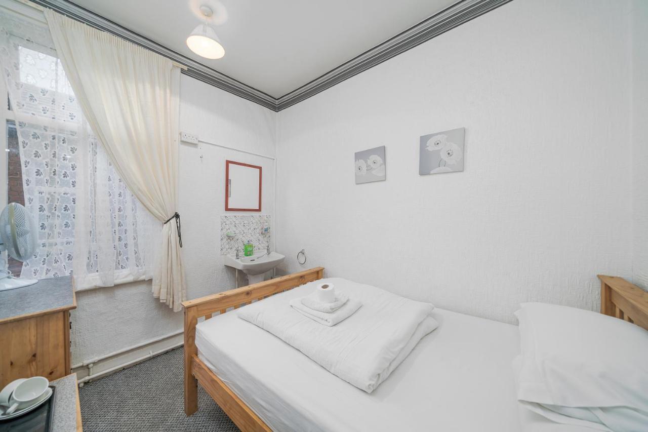Deneside Guest House Blackpool Extérieur photo